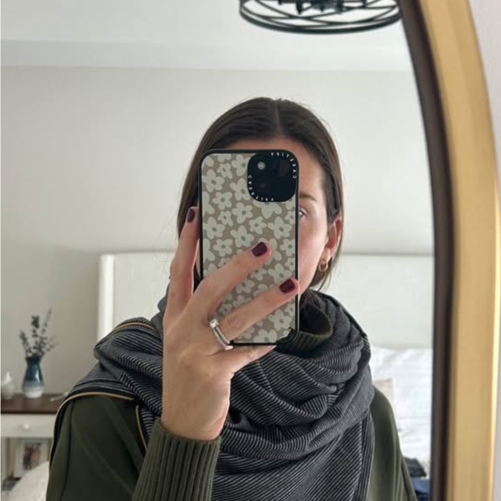 Lululemon Wrap Gray-Striped Scarf